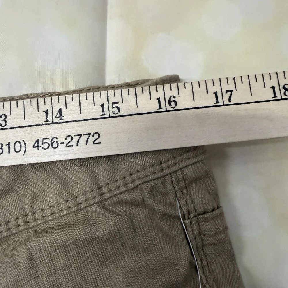 Faded Glory Khaki Shorts Size 12 10" Length Cotton Stretch Cuffed Beige Pockets - Picture 9 of 9